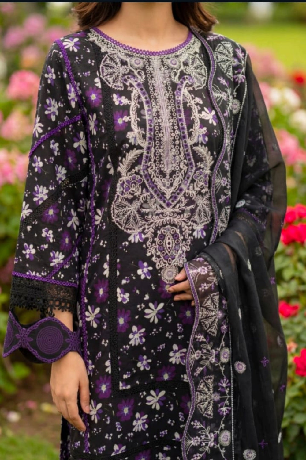 Safwa Muse Embroidered 3-Piece Lawn Collection – Unstitched