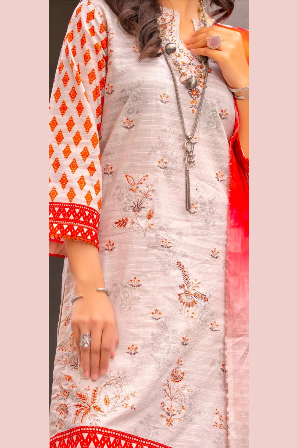 Bana Doria Lawn Embroidered 3-Piece Suit with Digital Dupatta – Eid 2026