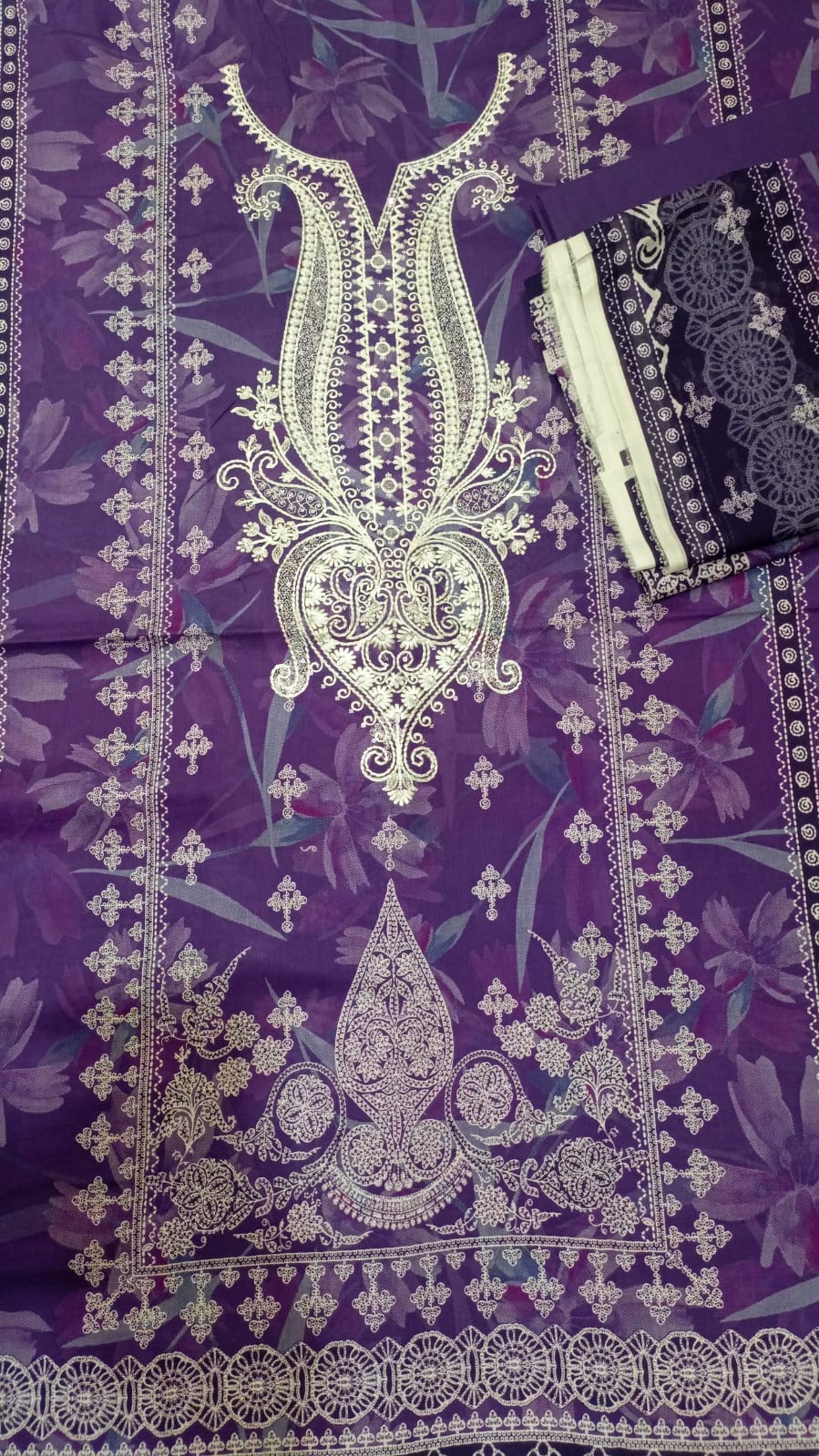 Safwa premium quality lawn Unstitched 3pc