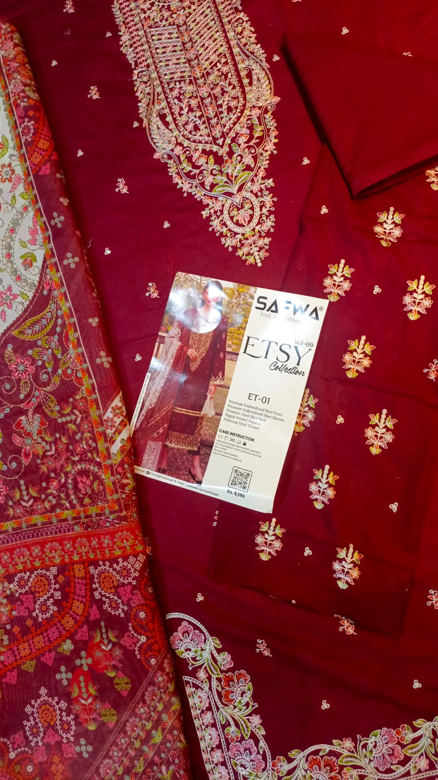 Safwa premium Quality Lawn 3pc unstitched
