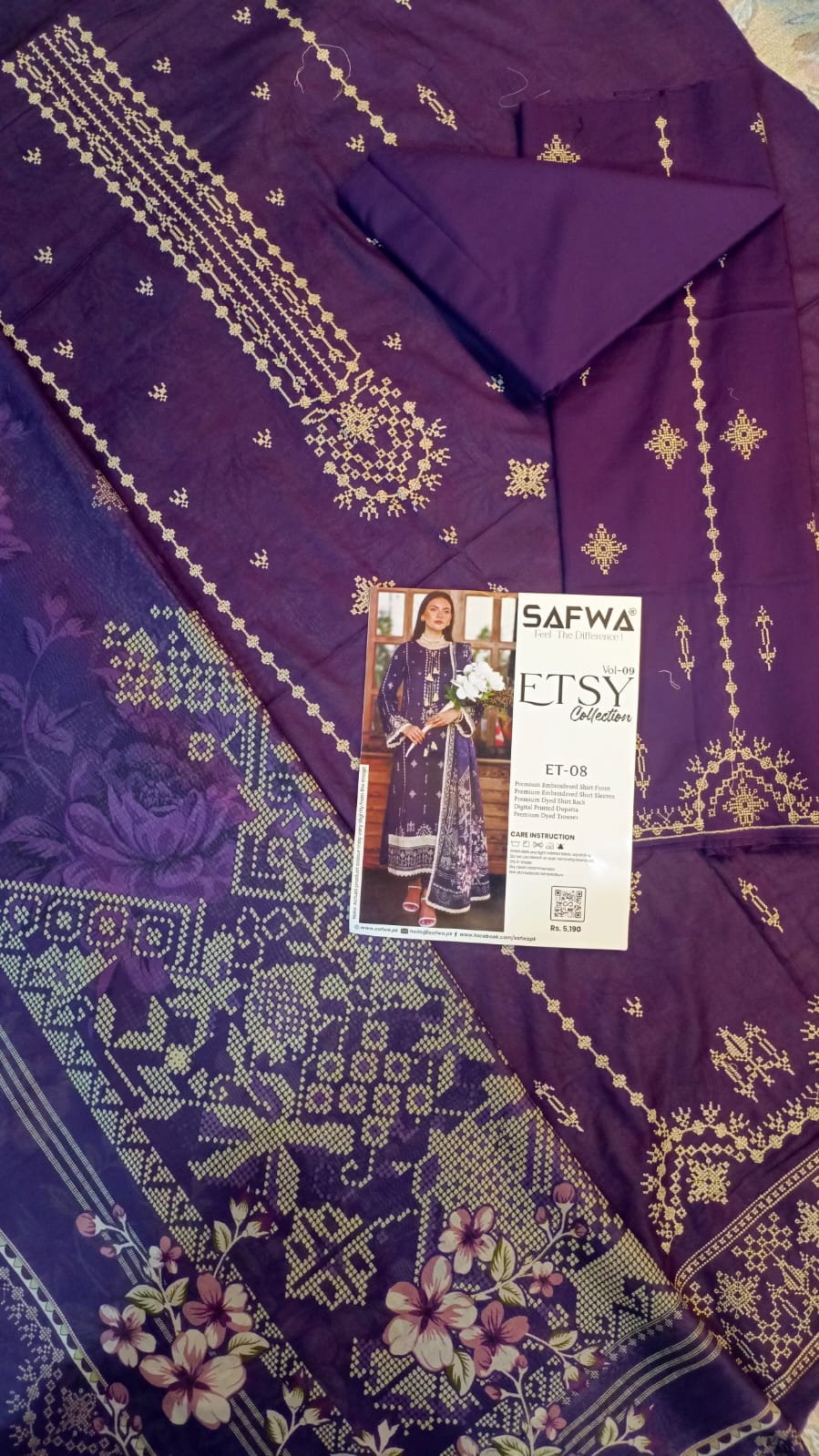 Safwa premium Quality Lawn 3pc unstitched