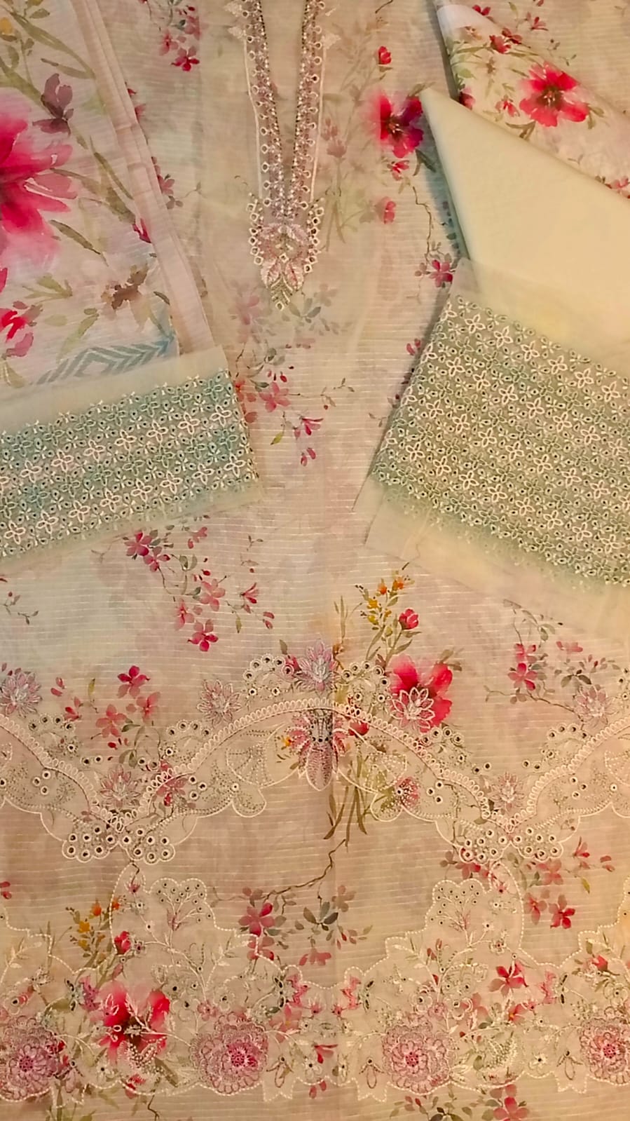 Sarin By Sanam Saeed unstitched 3 piece suit